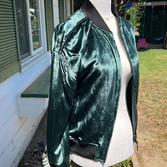 J Brand Velvet Bomber Jacket NWOT - Picture 3 of 10